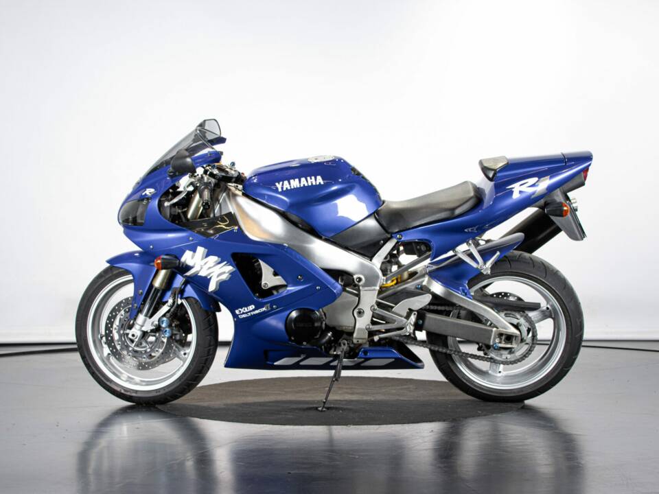 Immagine 1/50 di Yamaha YZF 1000 R1 (1998)
