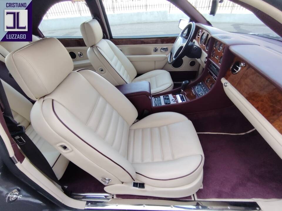 Bild 45/98 von Bentley Continental S (1995)