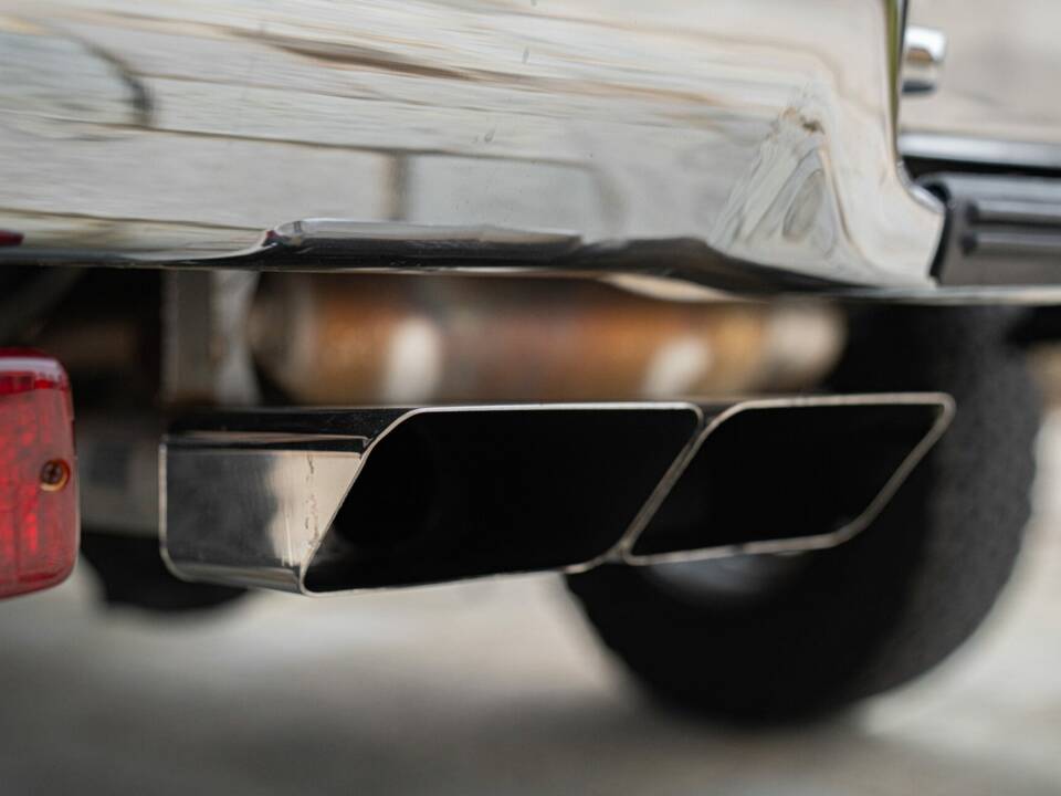 Image 22/50 of GMC Sierra 1500 (1990)