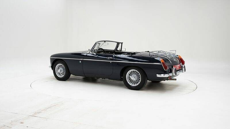 Image 4/15 of MG MGB (1972)