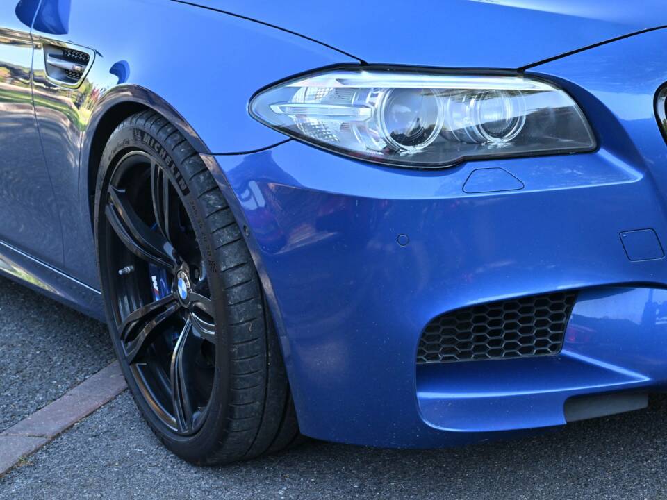 Bild 34/50 von BMW M5 (2014)