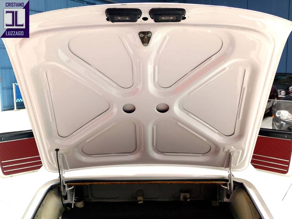 Bild 41/52 von Alfa Romeo 1750 Spider (1969)