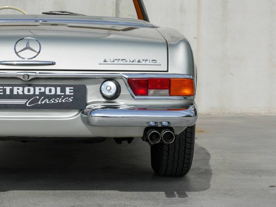 Imagen 24/41 de Mercedes-Benz 280 SL (1971)