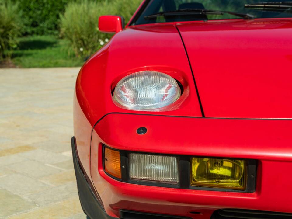 Imagen 23/50 de Porsche 928 S (1984)