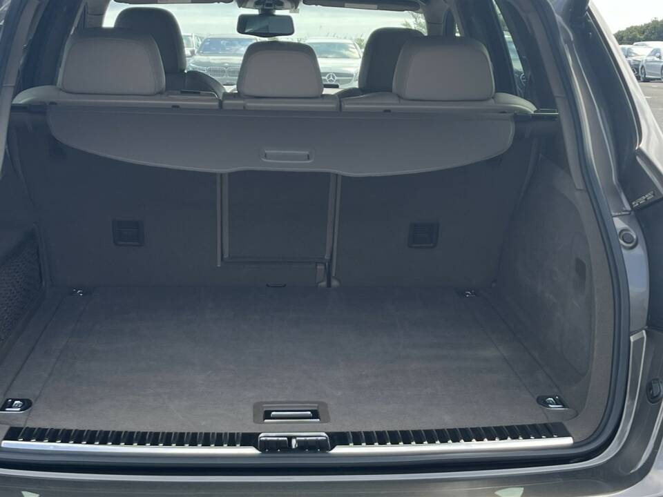 Image 34/51 de Porsche Cayenne Turbo (2011)