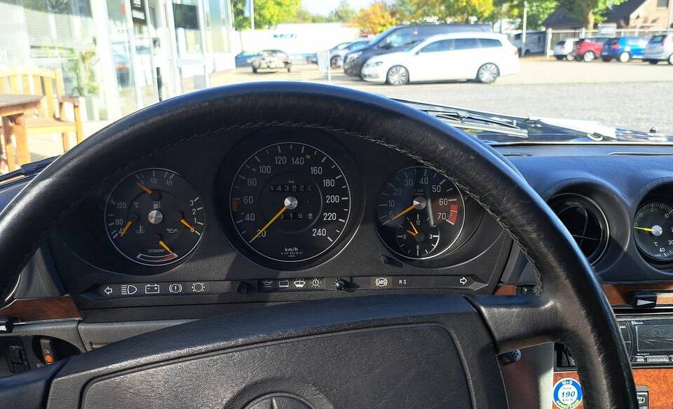 Afbeelding 23/34 van Mercedes-Benz 300 SL (1988)