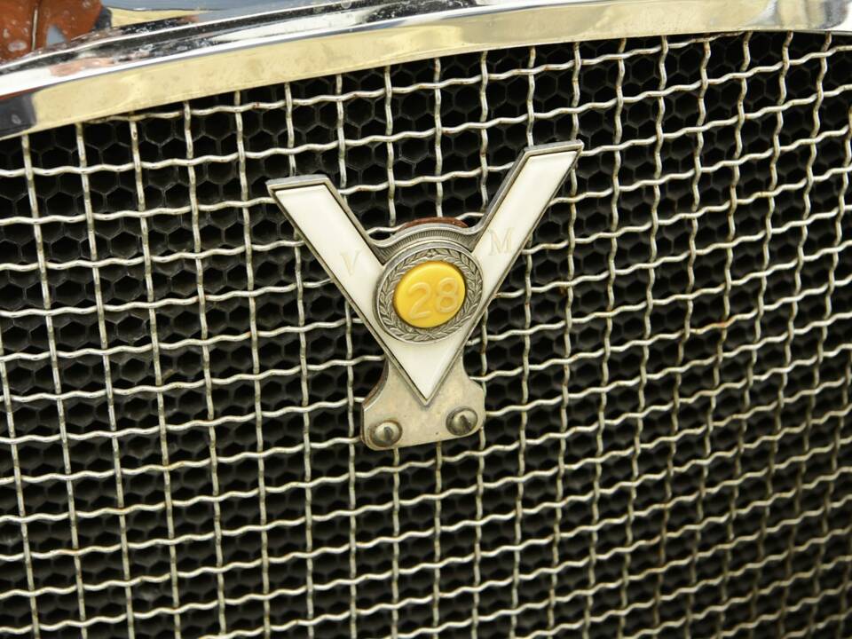 Image 36/50 of Vauxhall 20&#x2F;60 T80 (1931)