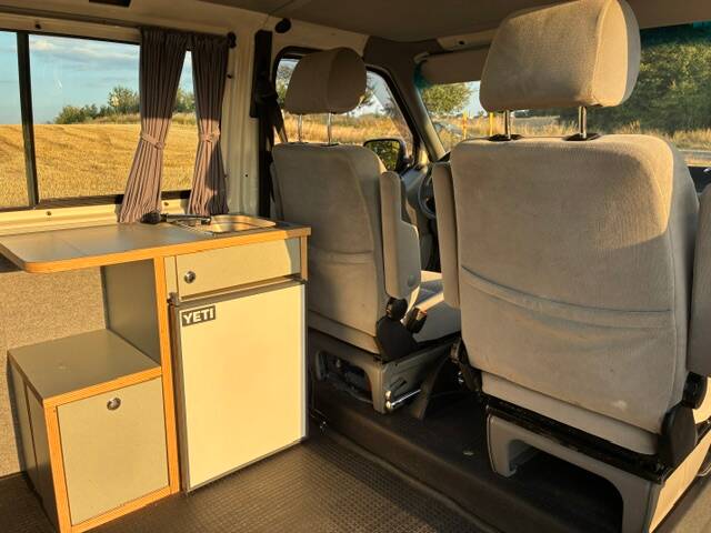 Image 10/16 of Volkswagen T4 Kombi 2.4 D (1991)