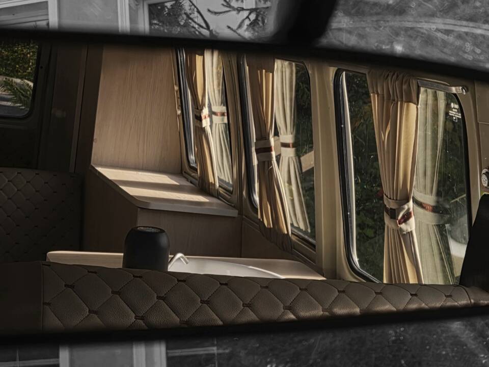 Image 23/30 de Volkswagen T2 Brasil Camper (1982)