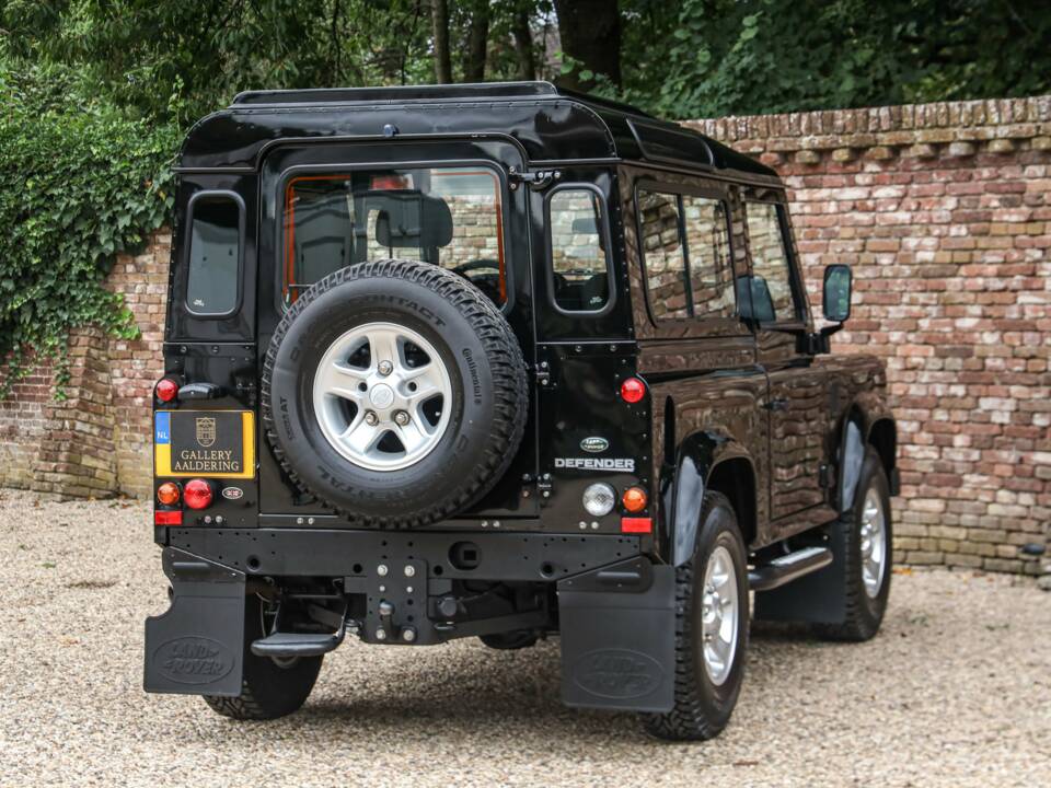 Obraz 14/50 pojazdu Land Rover Defender 90 (2013)