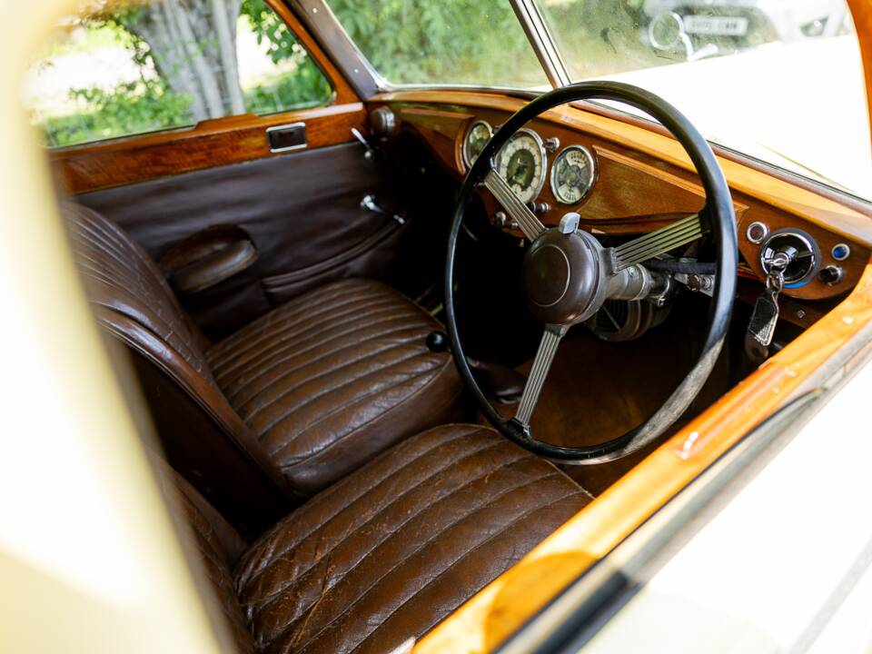 Image 25/50 of Riley 2.5 Litre RMB (1949)