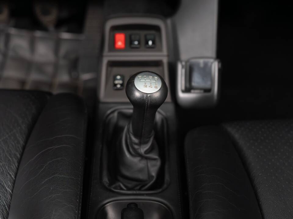 Image 27/32 de Porsche 911 Carrera 4S (1998)