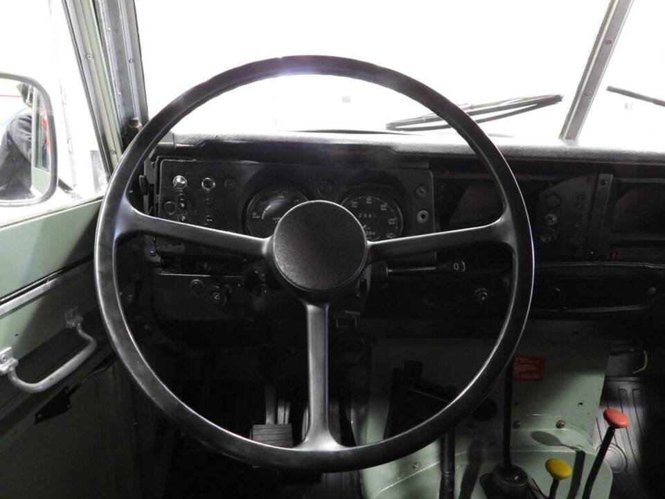Imagen 7/15 de Land Rover 88 (1981)