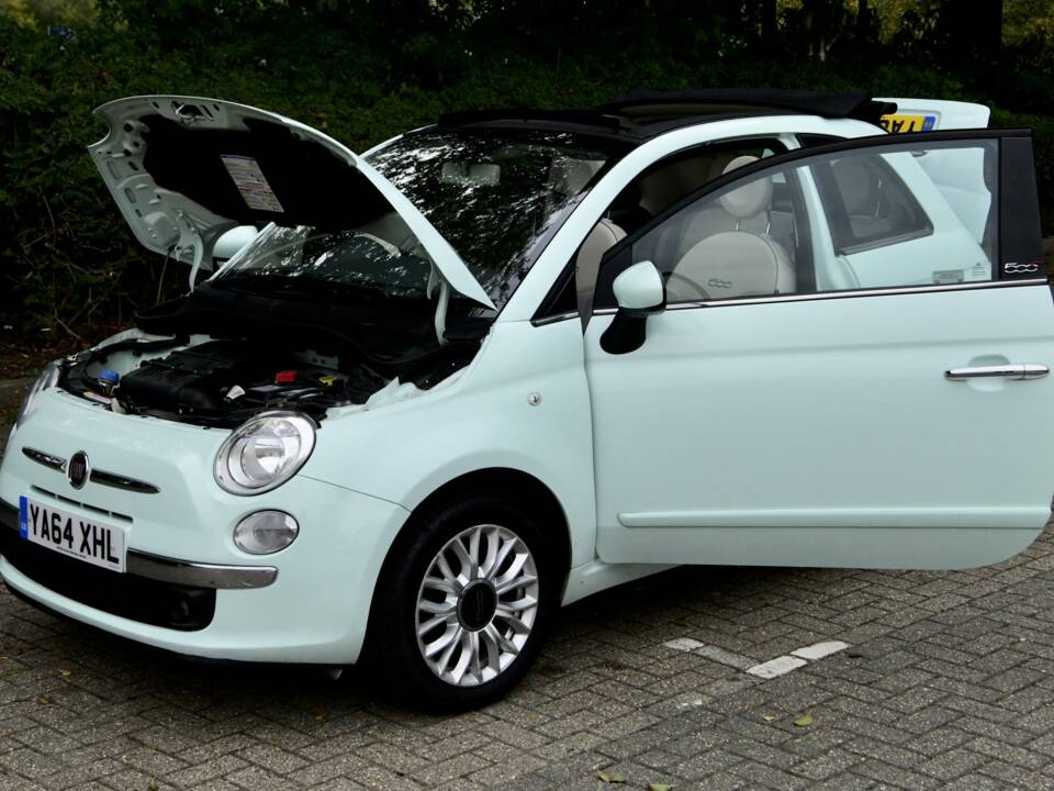 Image 14/45 of FIAT 500 C (2015)