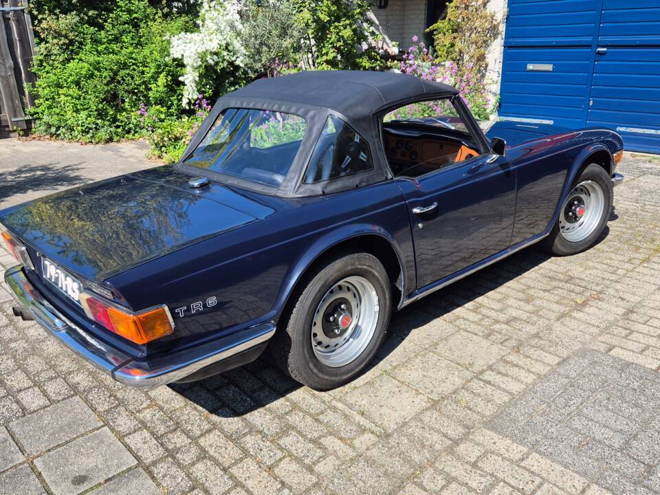 Image 16/100 of Triumph TR 6 PI (1971)