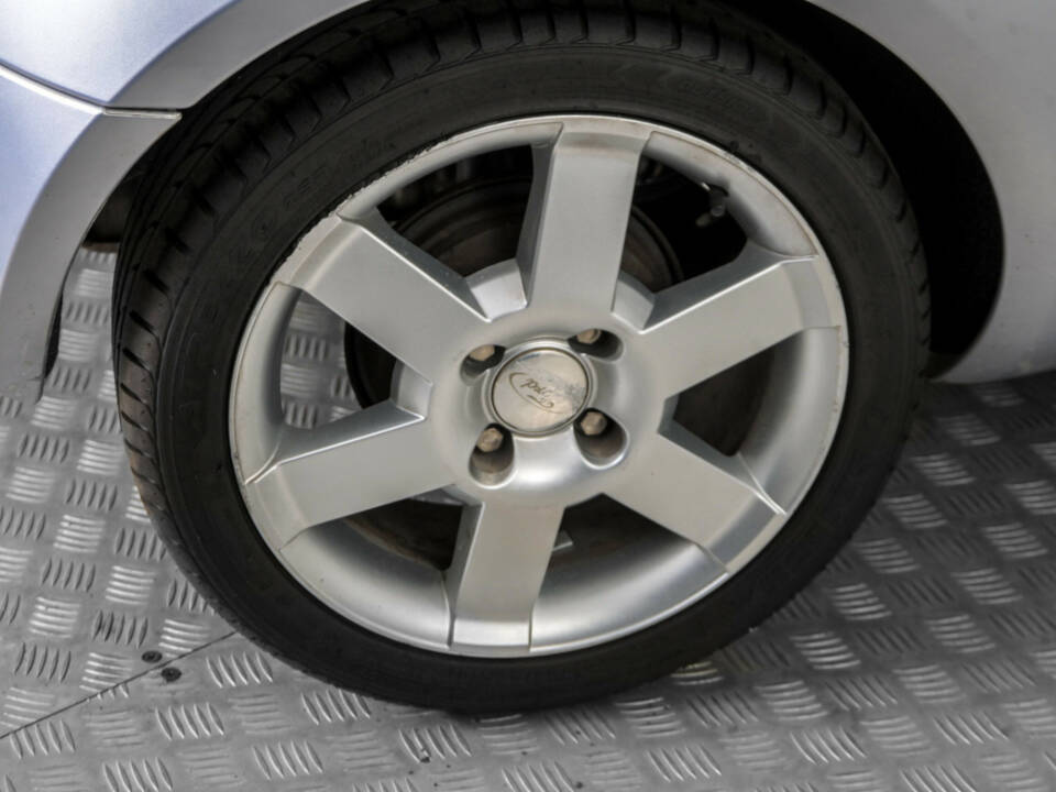 Image 34/50 of Ford Streetka (2004)