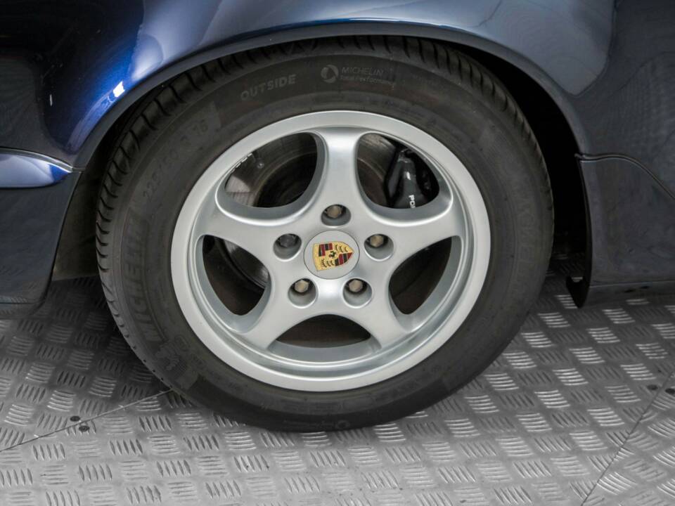 Bild 29/50 von Porsche 911 Carrera 2 (1991)