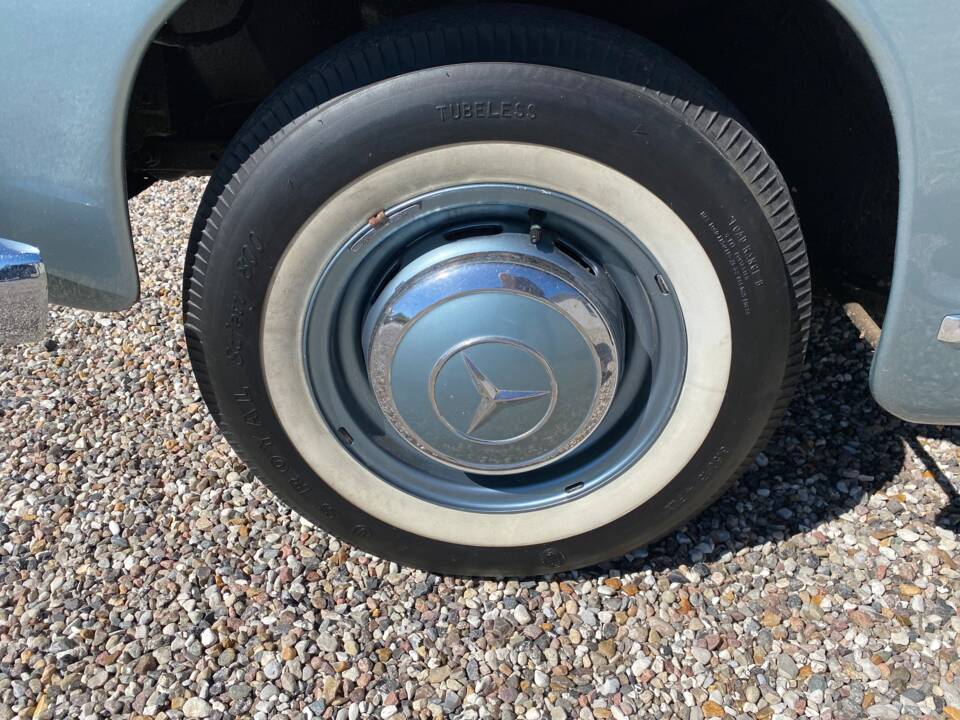 Immagine 18/63 di Mercedes-Benz 190 (1959)