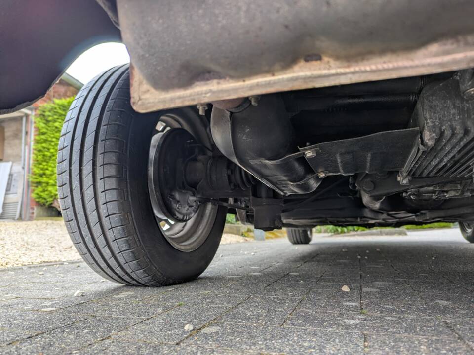 Image 20/27 of Volkswagen Beetle 1303 LS (1977)