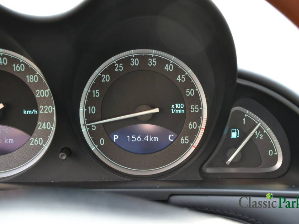Immagine 46/50 di Mercedes-Benz SL 600 (2004)
