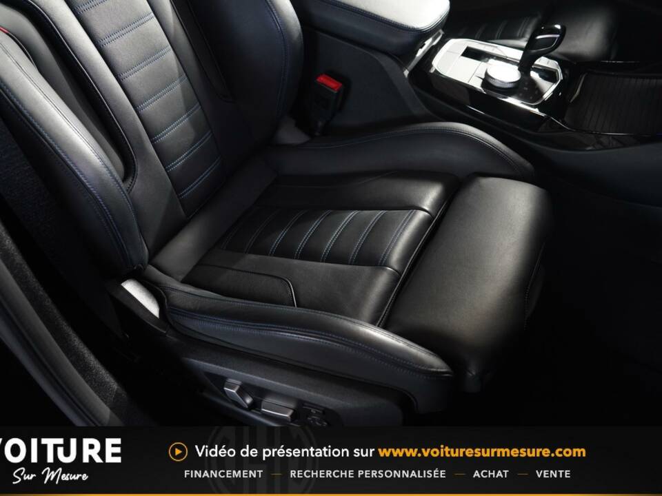 Image 40/42 of BMW X3 xDrive30e (2022)