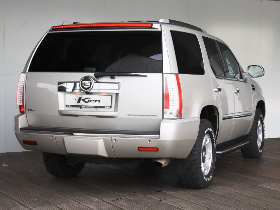 Bild 3/50 von Cadillac Escalade (2009)