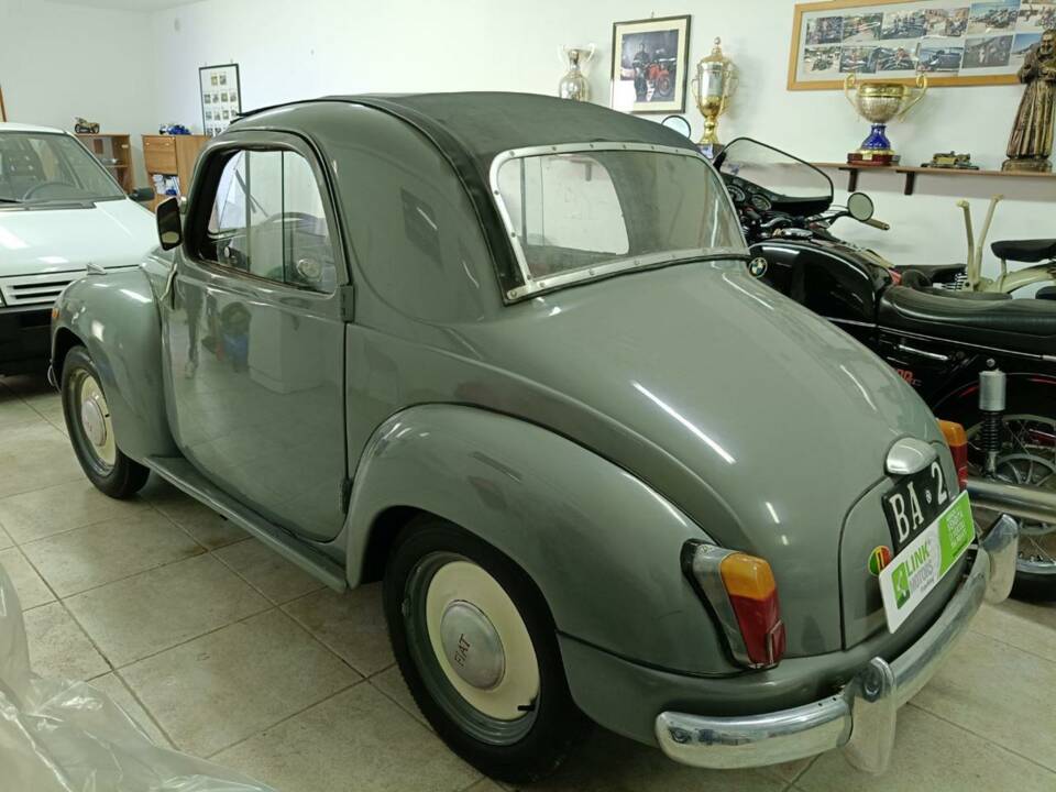 Bild 21/44 von FIAT 500 C Topolino (1950)