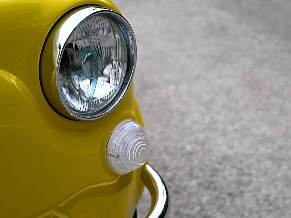 Image 43/45 of FIAT Ghia 500 Jolly (1971)