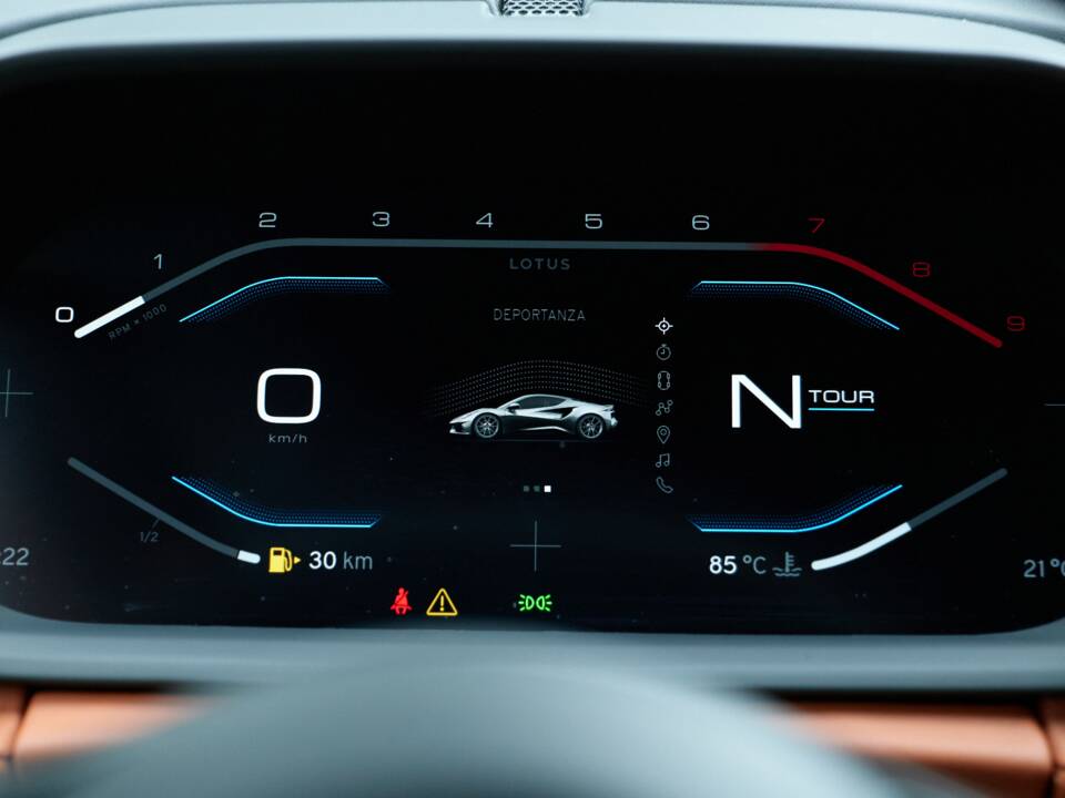 Image 15/15 of Lotus Emira "First Edition" (2022)