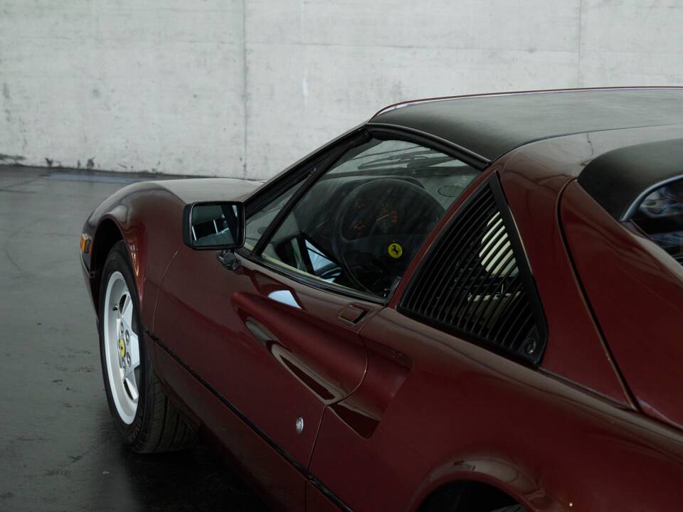 Bild 24/50 von Ferrari 328 GTS (1988)