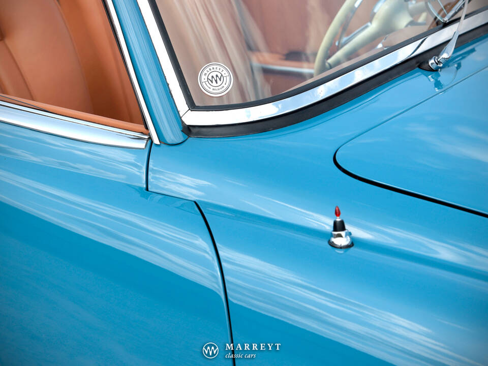 Imagen 16/50 de Mercedes-Benz 190 SL (1962)