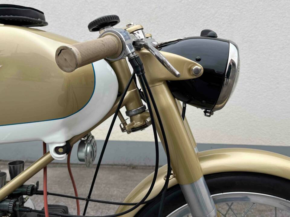 Immagine 44/58 di Rumi Junior Gentleman 125 (1962)