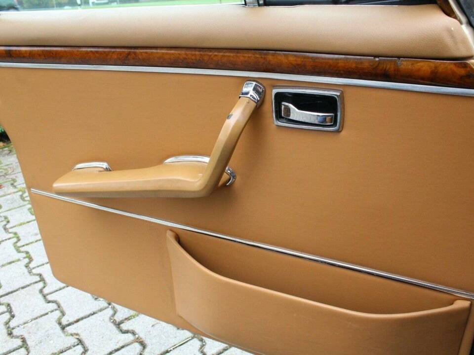 Immagine 12/20 di Mercedes-Benz 300 SEL 6.3 (1969)