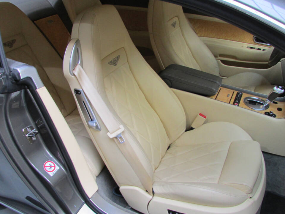 Immagine 22/23 di Bentley Continental GT Speed (2008)