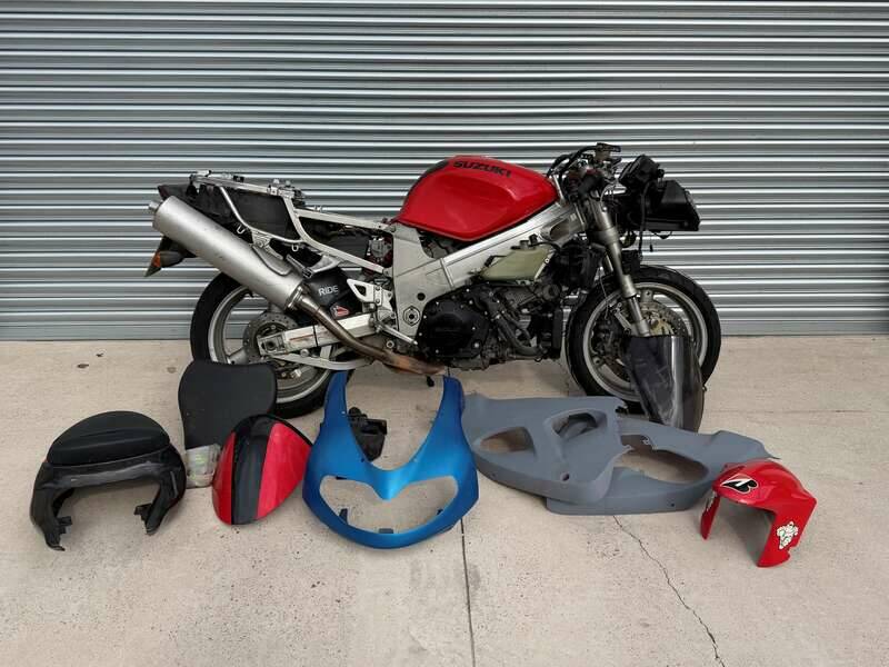 Bild 3/32 von Suzuki TL 1000R (1999)