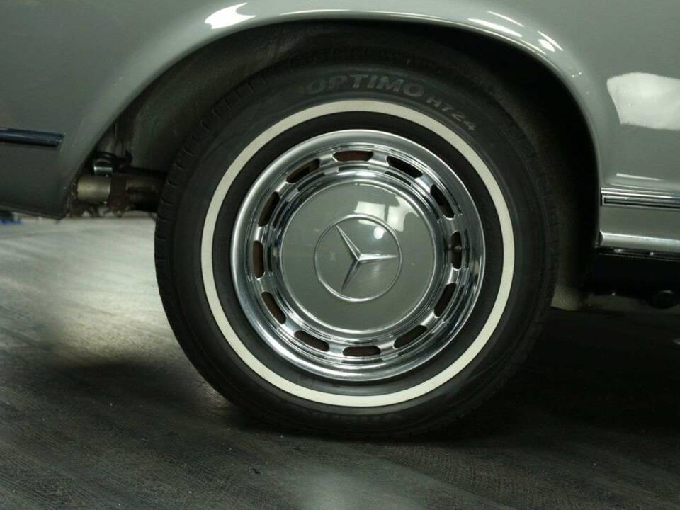 Bild 50/50 von Mercedes-Benz 250 SE (1968)