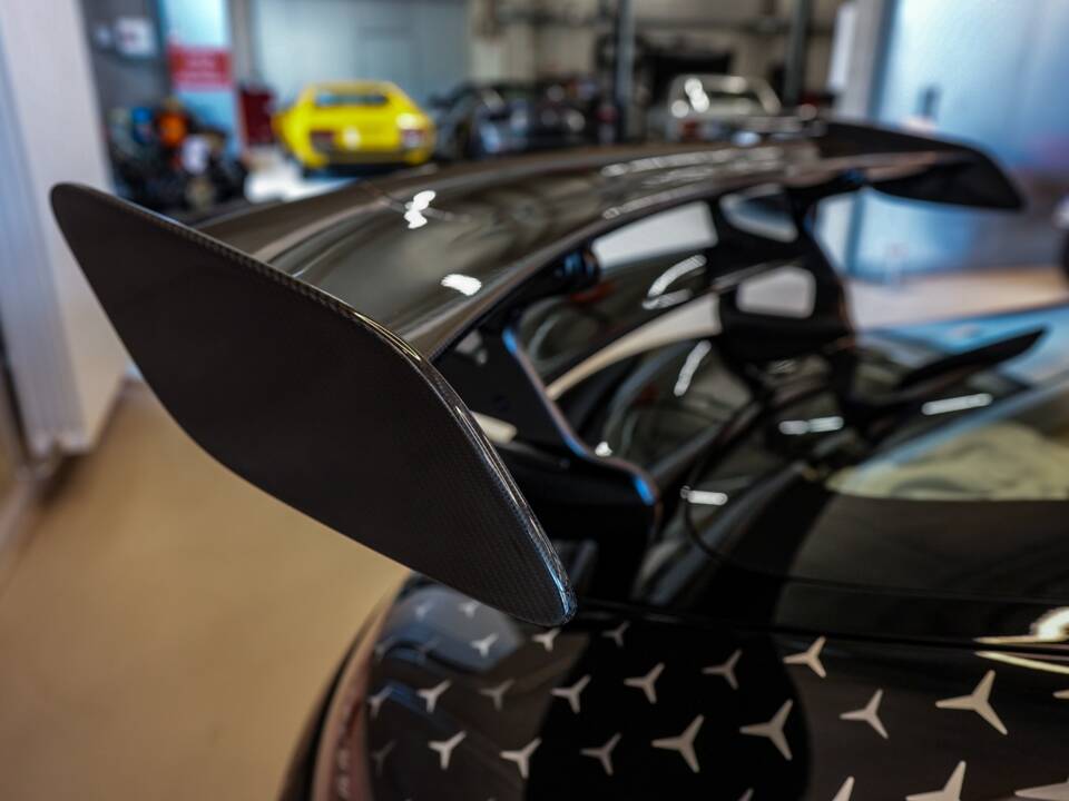 Image 11/25 of Mercedes-AMG GT Black Series "P One Edition" (2021)