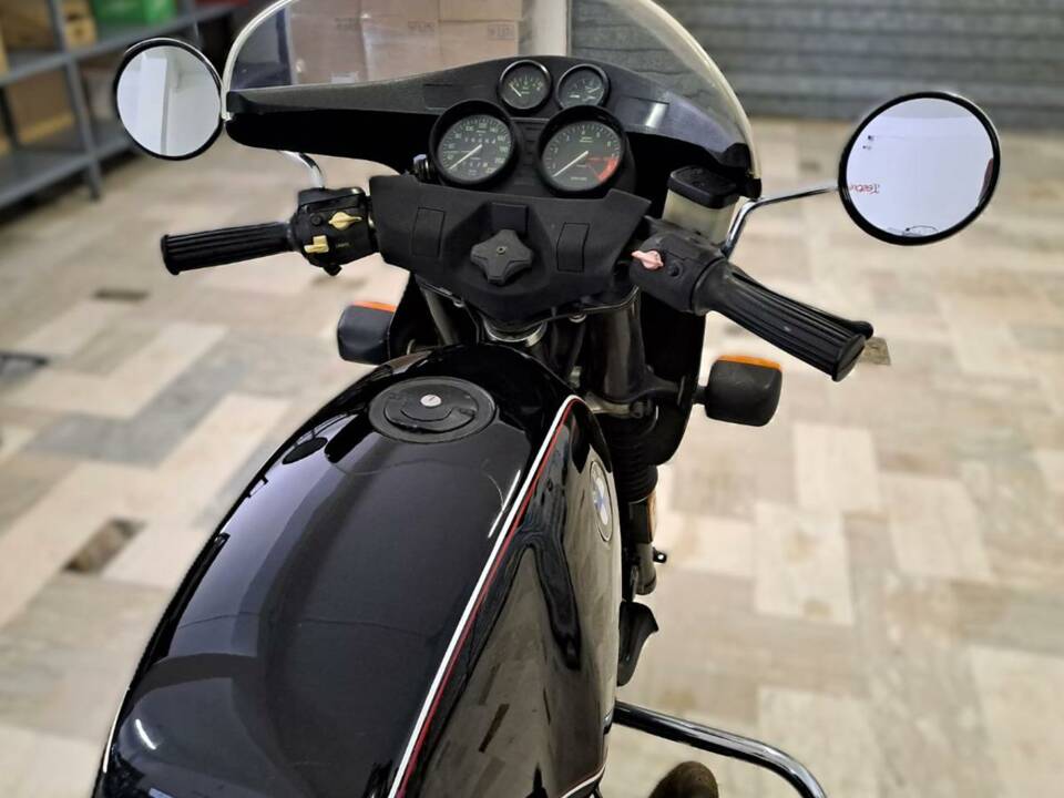 Image 30/35 of BMW R 100 CS (1983)