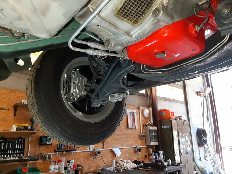 Bild 30/44 von Volvo 1800 ES (1973)