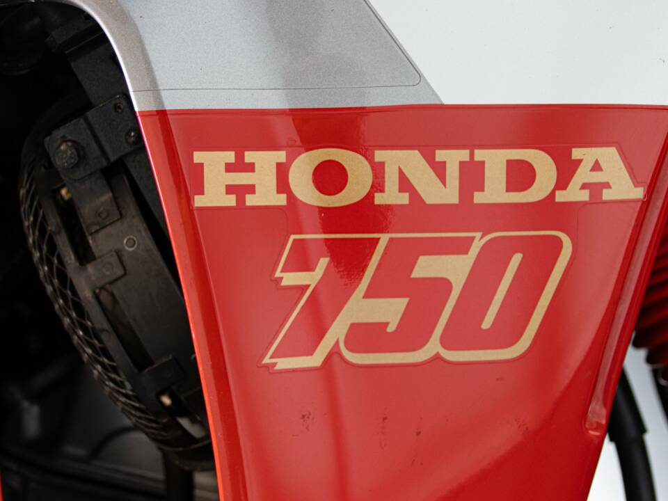 Image 47/50 de Honda DUMMY (1991)