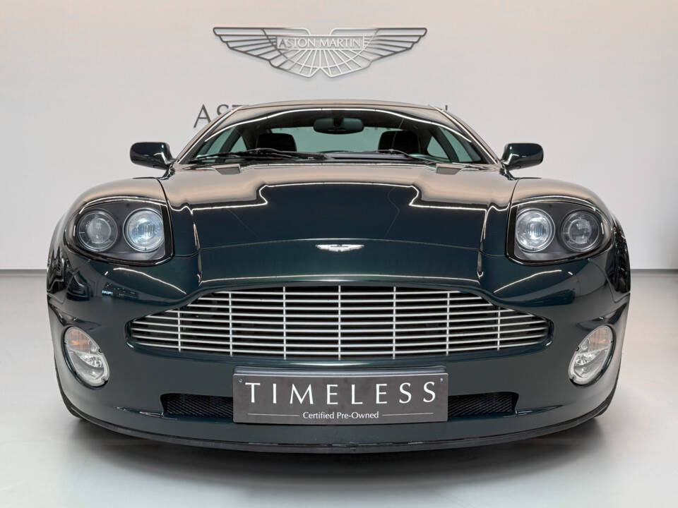 Image 7/43 of Aston Martin V12 Vanquish (2003)