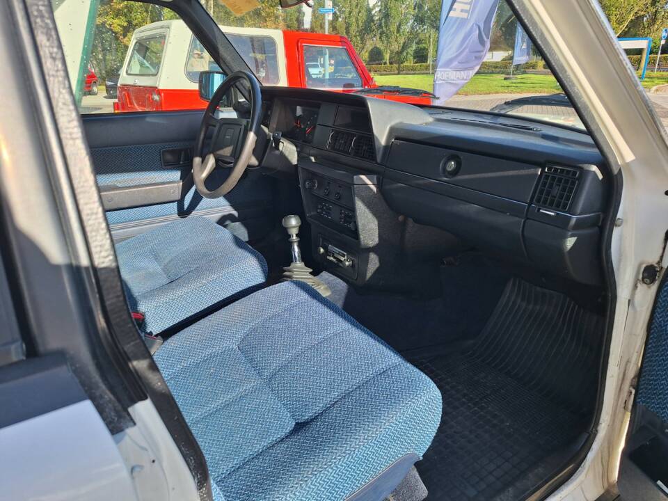 Image 4/11 of Volvo 240 GL (1986)