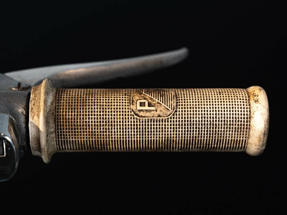 Image 25/30 of Piaggio Vespa 125 (1963)