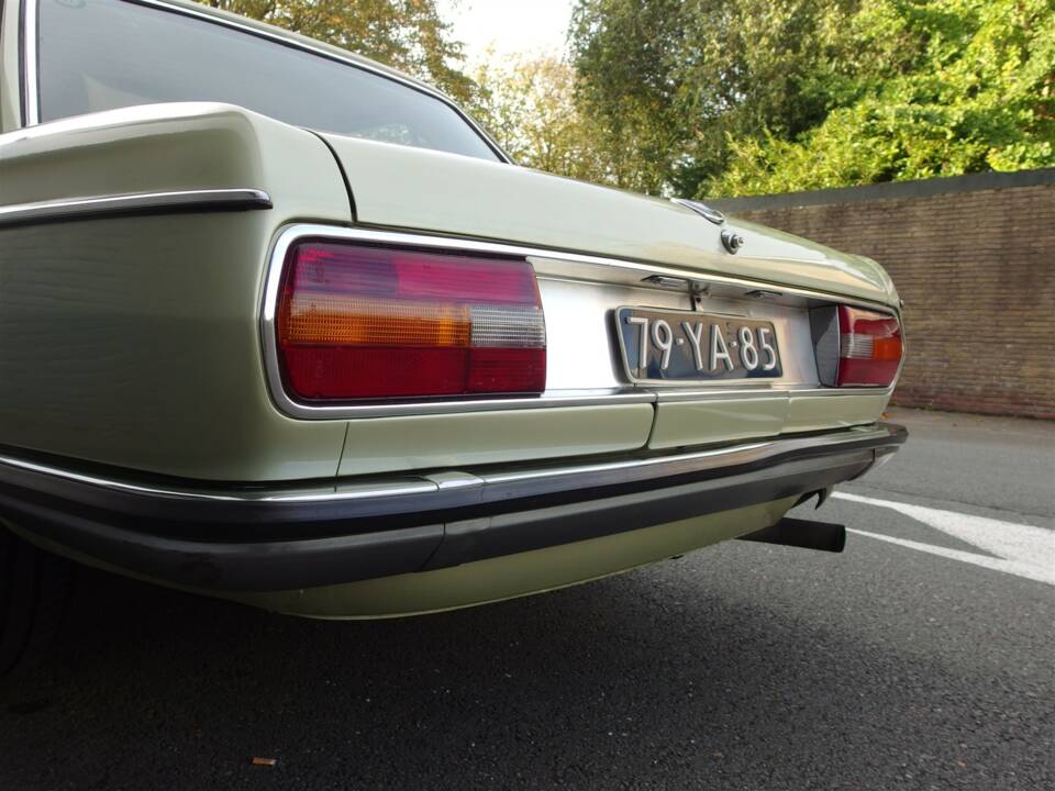 Image 20/95 de BMW 2500 (1977)
