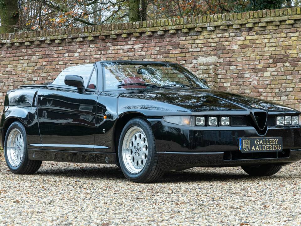 Imagen 33/50 de Alfa Romeo RZ (1994)
