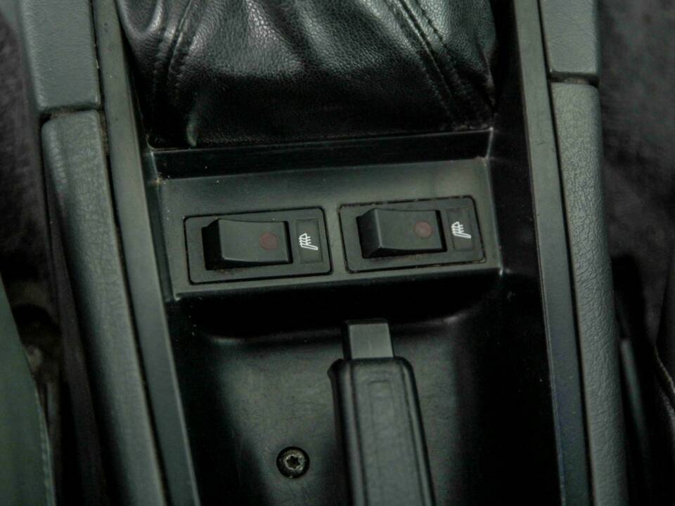 Bild 36/50 von Volvo 940 2.3i (1996)
