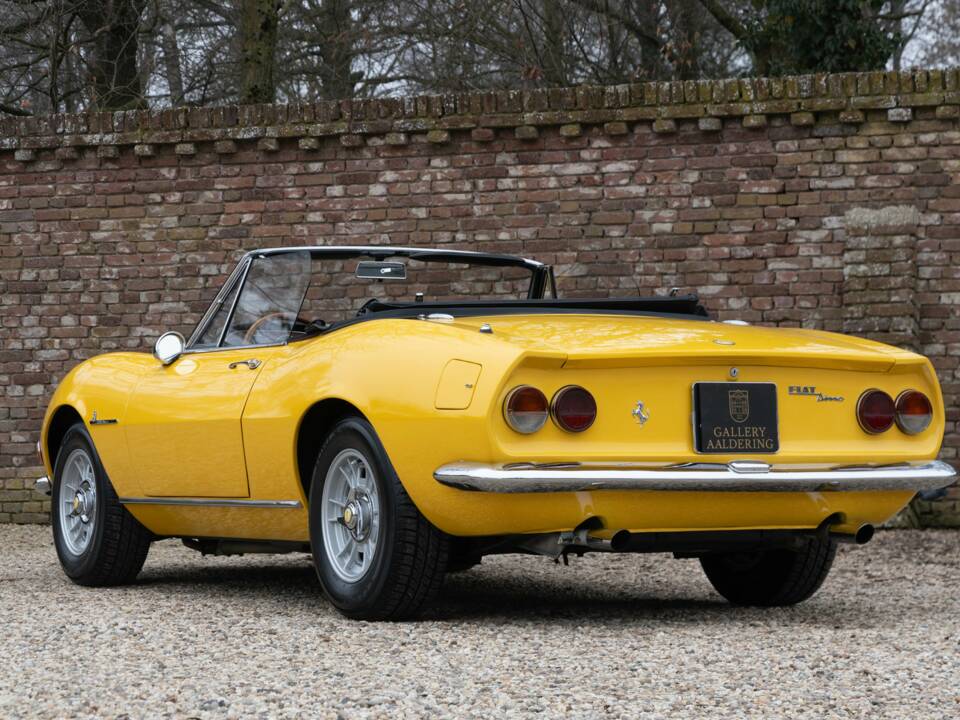 Image 2/50 of FIAT Dino Spider (1968)