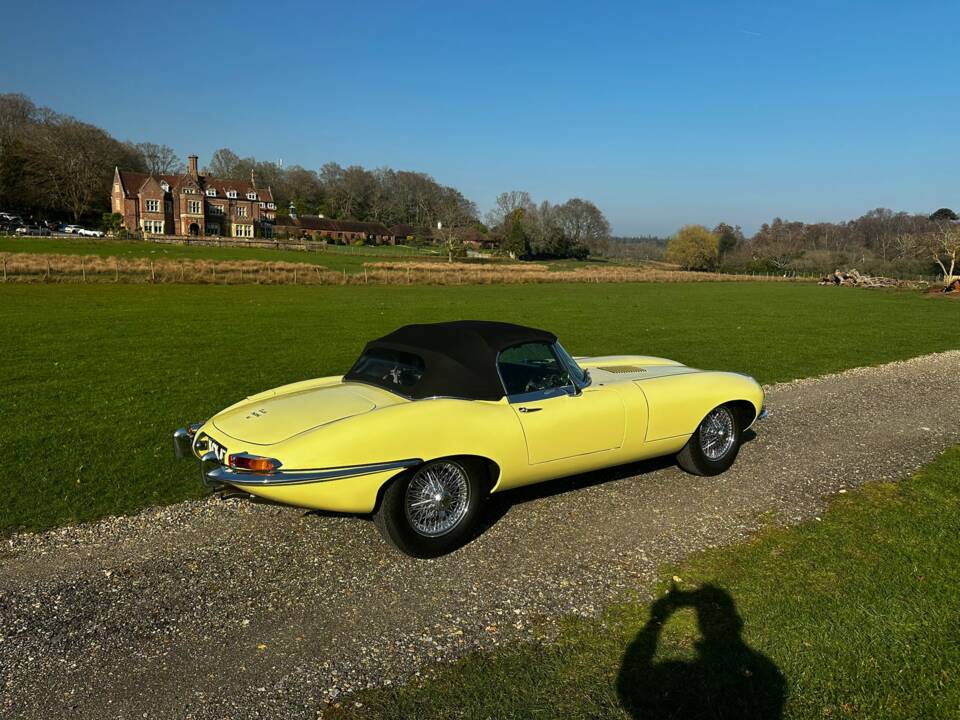 Afbeelding 12/100 van Jaguar E-Type (1968)