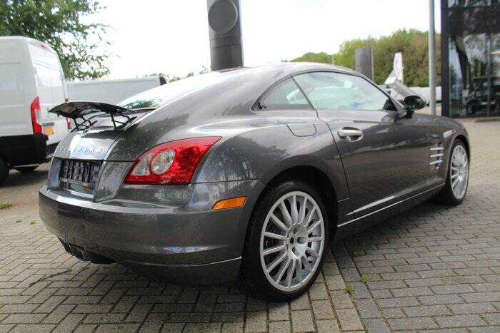 Image 7/7 of Chrysler Crossfire (2007)