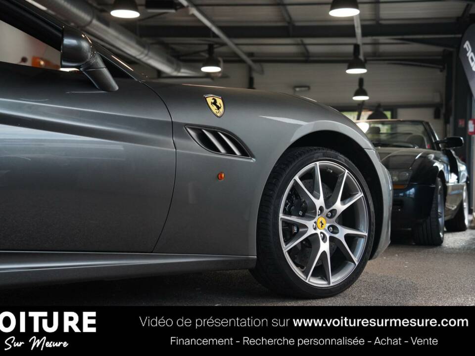 Imagen 31/39 de Ferrari California (2010)